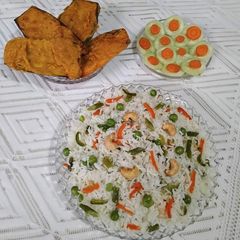 A picture of Tri Colour Lunch.