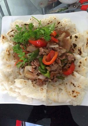 Hình của món Phở áp chảo.