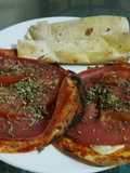 Pizza de tortillas árabe