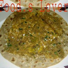 A picture of Mutton mince paratha.