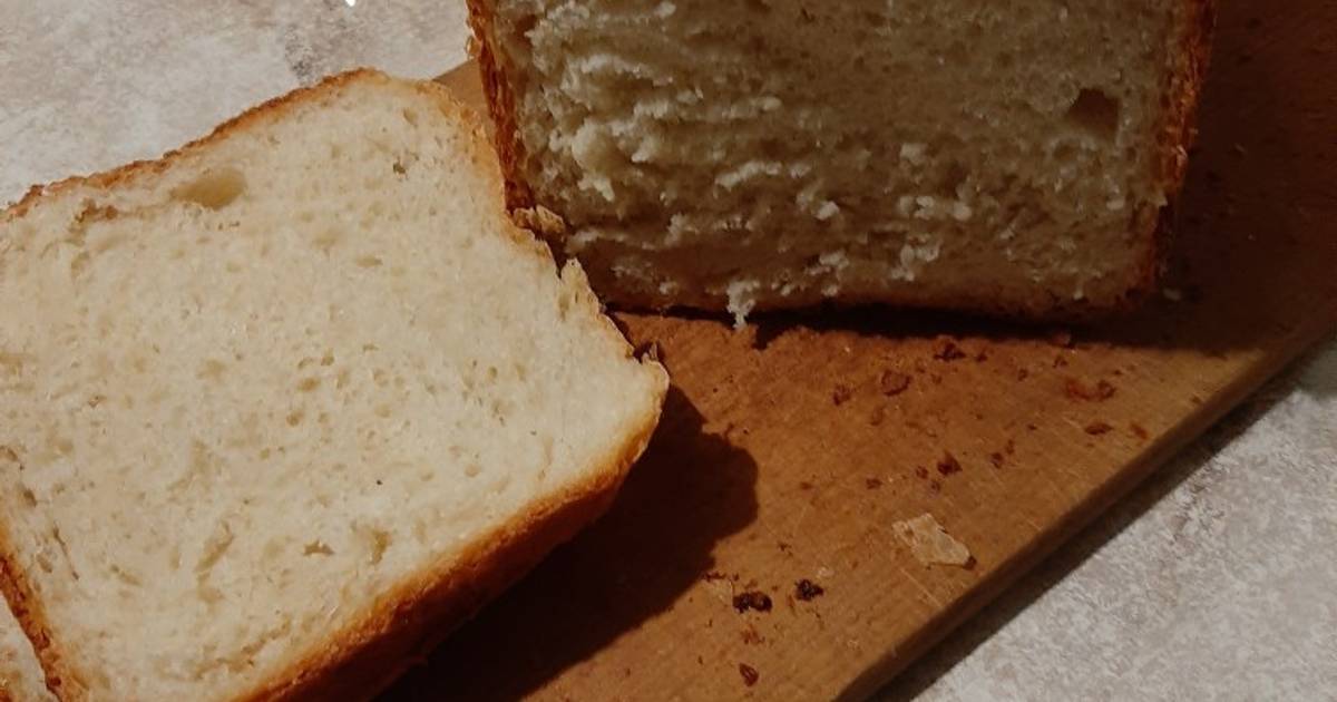 Белый хлеб на молоке в хлебопечке. Белый хлеб в духовке с маслом и солью. Дедовский хлеб белый. Северский белый хлеб. Куда девать хлеб после 40 дней