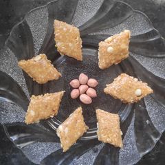 Peanut Katli A picture of Peanut Katli.