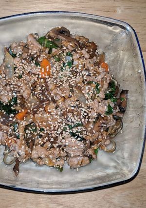 A picture of Thai Basil Glass Noodles With Beef.