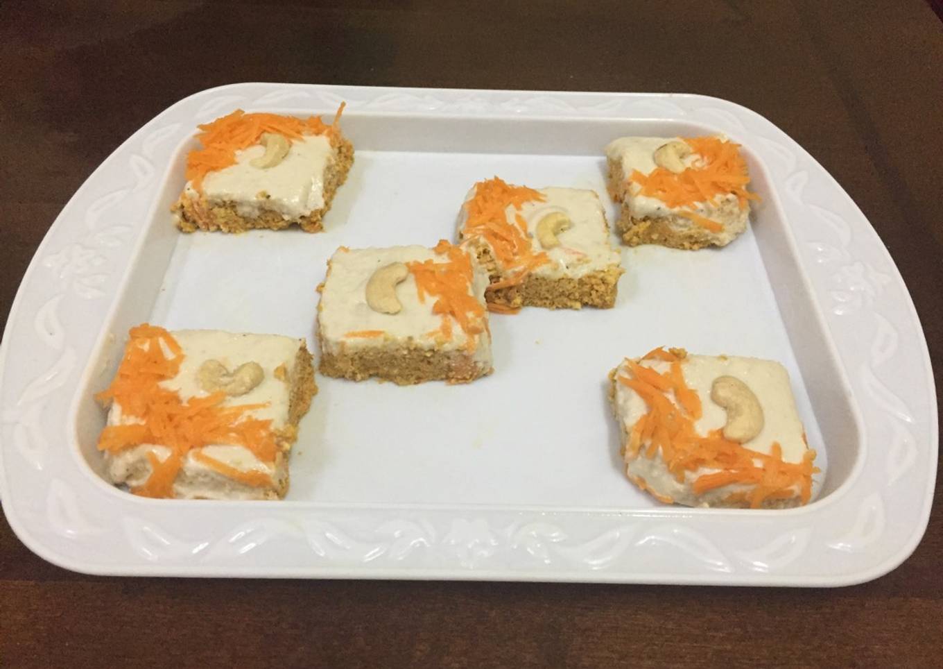 No bake Vegan Carrot cake with cashew cream frosting