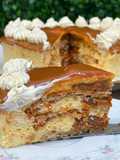 Dacquoise y Mousse de flan con dulce de leche