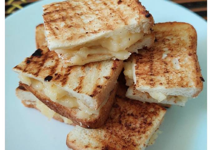 MILKY SANDWICH TOAST (ROTI TAWAR ISI KRIM SUSU)