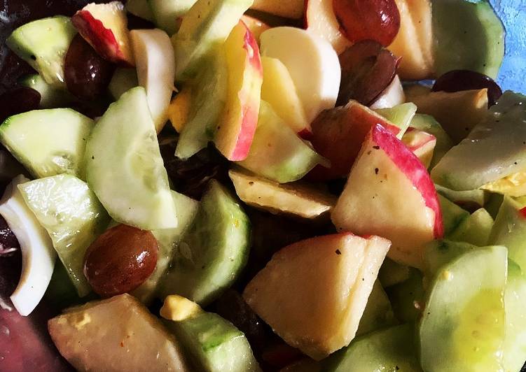 Simple Way to Make Super Quick Homemade Mixed fruits salad garden fresh vinaigrette w/avocado oil