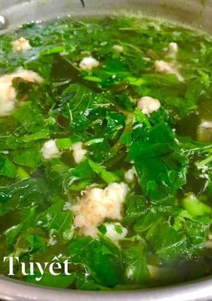 Hình của món Canh rau tập tàng nấu tôm.