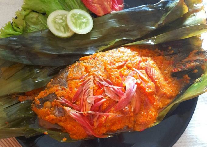 Pepes Ikan Gurame: Hidangan Tradisional dengan Bumbu Rempah Khas