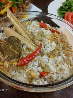 Foto resep Nasi liwet *rice cooker*