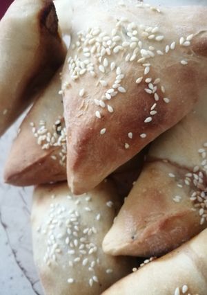 صورة لوصفة فطاير السبانخ بالفرن بعجينة لذيذة