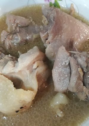 A picture of Soft chicken peppersoup.