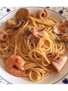 Una foto de Espaguettis marineros