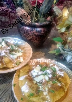 A picture of Gappa Gottala/Raj Kachori.