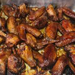 รูปของ Spicy Garlic Chicken Wings