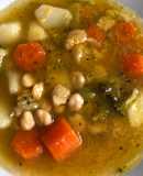 Πολύχρωμη σούπα λαχανικών με ρεβύθια 🥦🥕🍠🥔