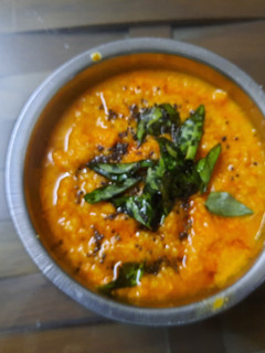 टोमॅटोची चटणी (Tomato Chutney Recipe In Marathi) रेसिपी चे मुख्य फोटो