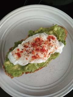 Foto resep Avocado Egg Toast