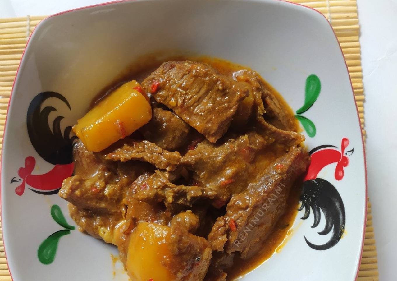 Lapis Daging Sapi (Ala Sunda)