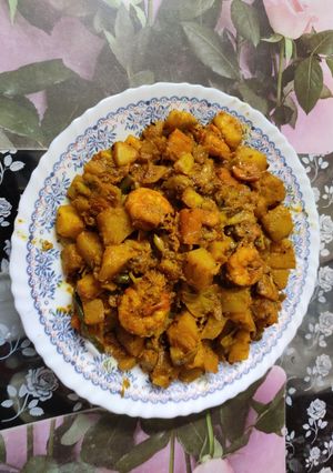 সব্জী চিংড়ি (sabji chingri recipe in Bengali) রেসিপির প্রধান ছবি