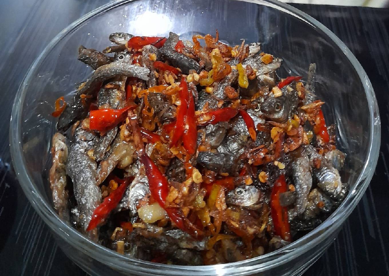 Orek ikan bilih