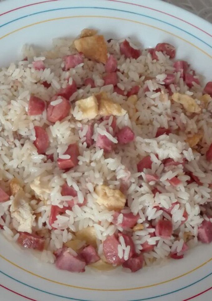 Una foto de Arroz brillante a las tres delicias