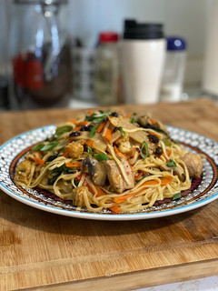 A picture of Chicken & Shrimp Noodles.