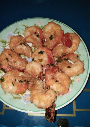 Hình của món Tôm kho tàu.