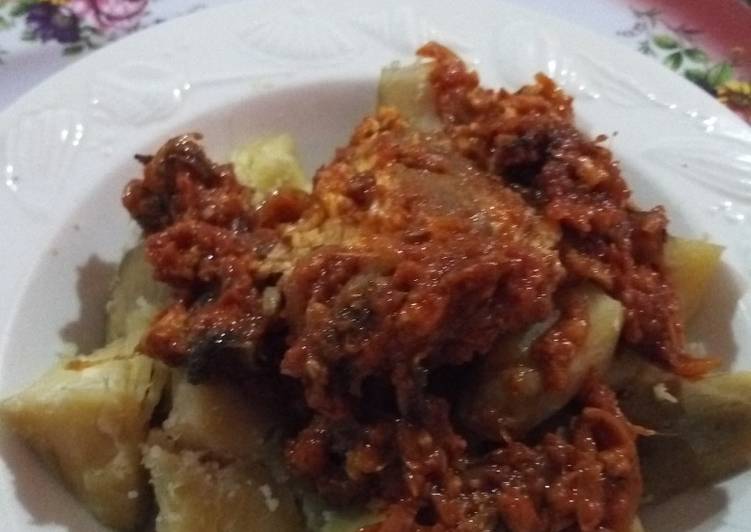 Boiled Sweet Potatoes with Catfish Stew