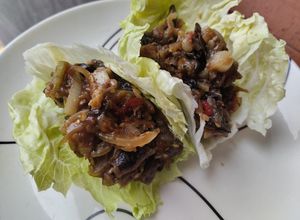 Una foto de "Tacos"🌮 de berenjena🍆 y champiñones🍄 ahumados🌯🥙🌮