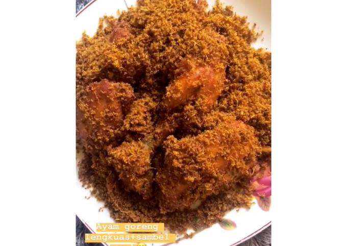 Ayam goreng lengkuas + sambal korek