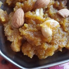 A picture of Mung daal halva.