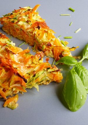 Foto principal de Pastel de calabacín y zanahoria