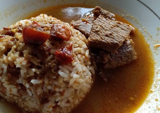 Nasi Gandul Khas Pati Kreasi With Ibu