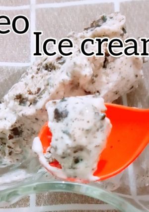 A picture of Oreo Ice cream.