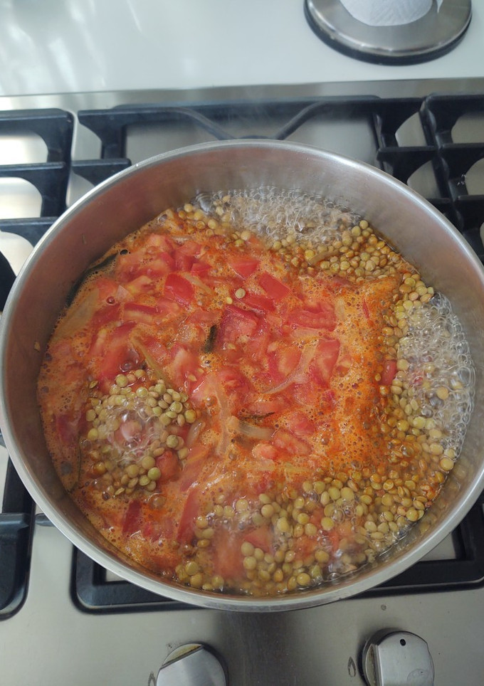 Una foto de Sopa de lentejas