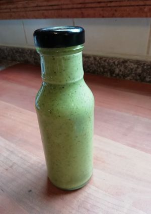 Una foto de Aderezo cremoso para ensaladas