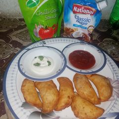 A picture of Mini chicken bites.