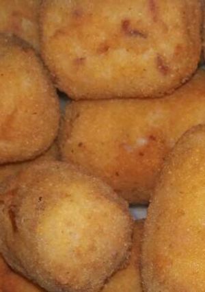 Una foto de Croquetas de arroz