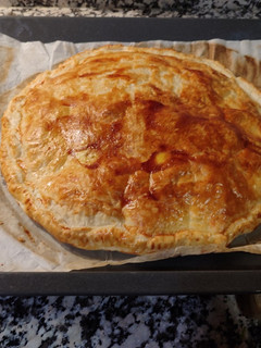 Foto principal de Empanada de hojaldre de queso con jamón York 😋😋