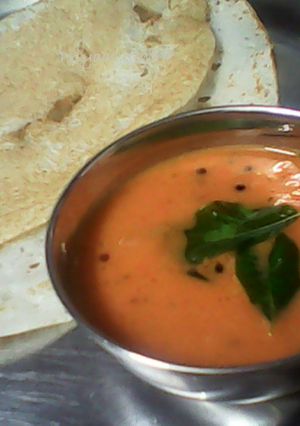 A picture of Garlic Tomato Chutney.