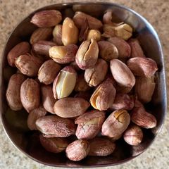 A picture of Roasted peanuts /Karanga.