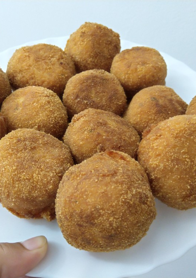 Una foto de Croquetas de arroz