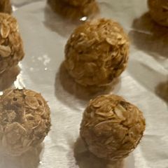A picture of No Bake Energy Bites.