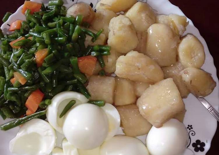Marine with boiled eggs and greens