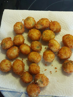 Una foto de Croquetas de "Pimientos de Padrón" unas pican y otras no