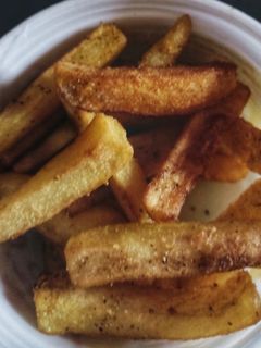 ফ্রেঞ্চ ফ্রাই (French fry recipe in Bengali) রেসিপির প্রধান ছবি
