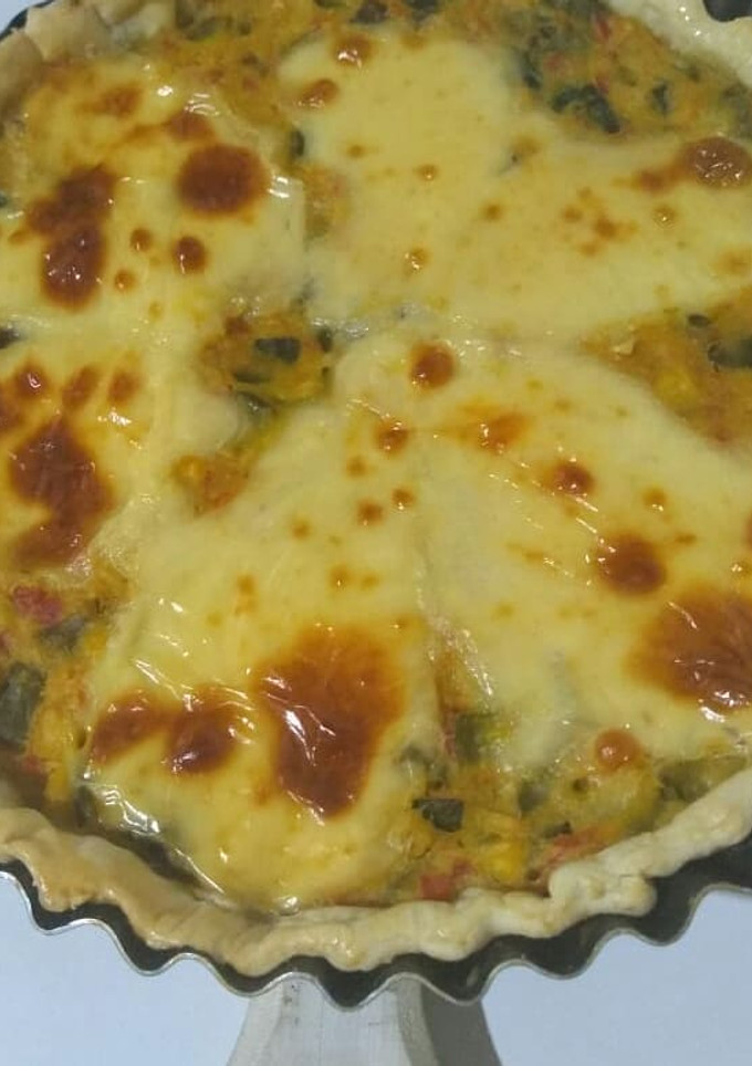Una foto de Tarta de zapallitos verde
