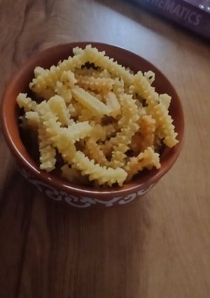 बटर चकली स्टिक (Butter Rice Chakli Stick) रेसिपी मुख्य फोटो