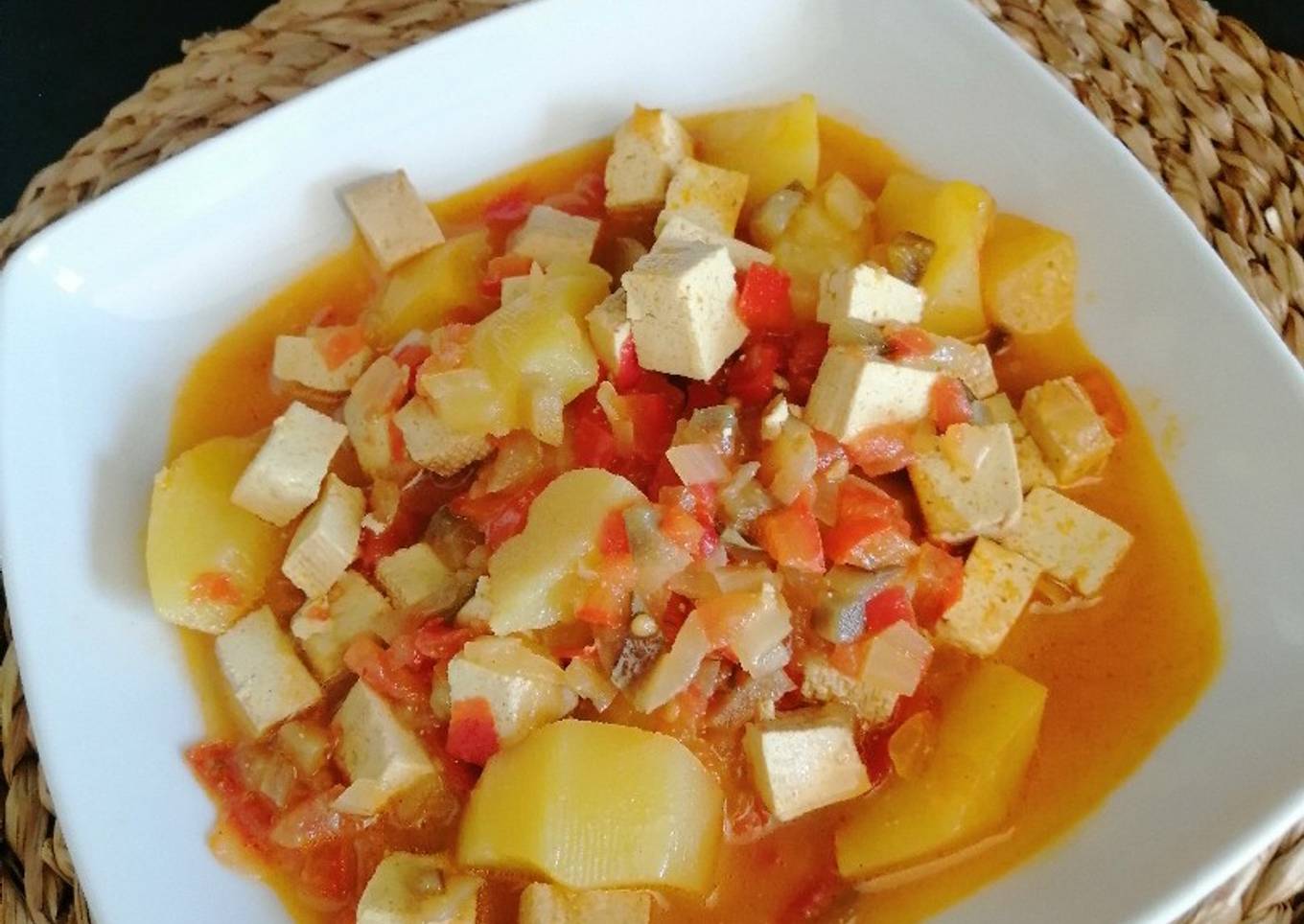 Guiso de tofu